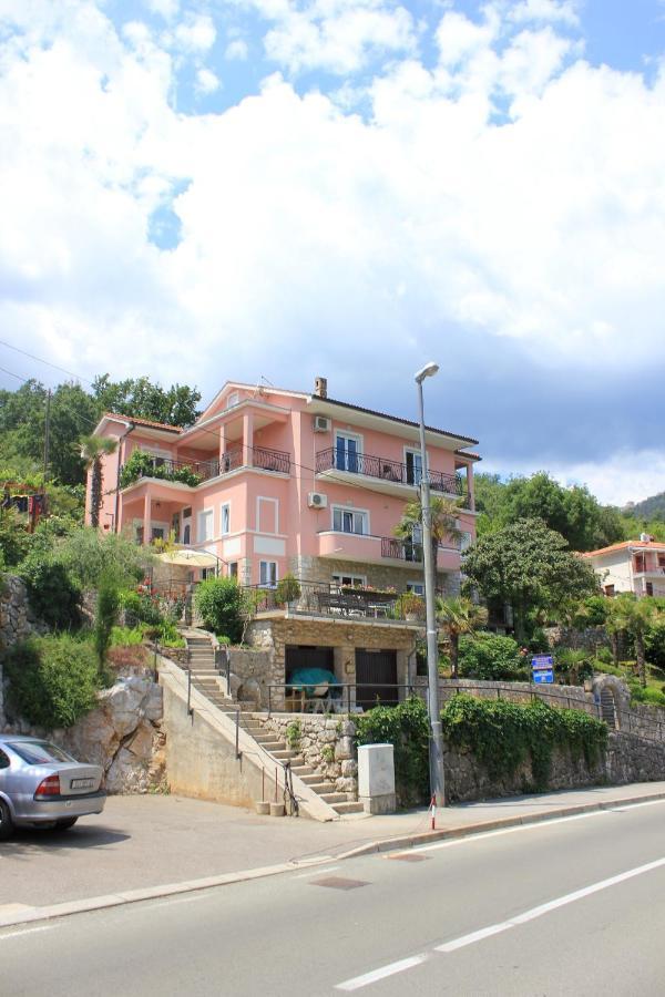 Apartments And Rooms By The Sea Medveja, Opatija - 2305 Lovran Extérieur photo