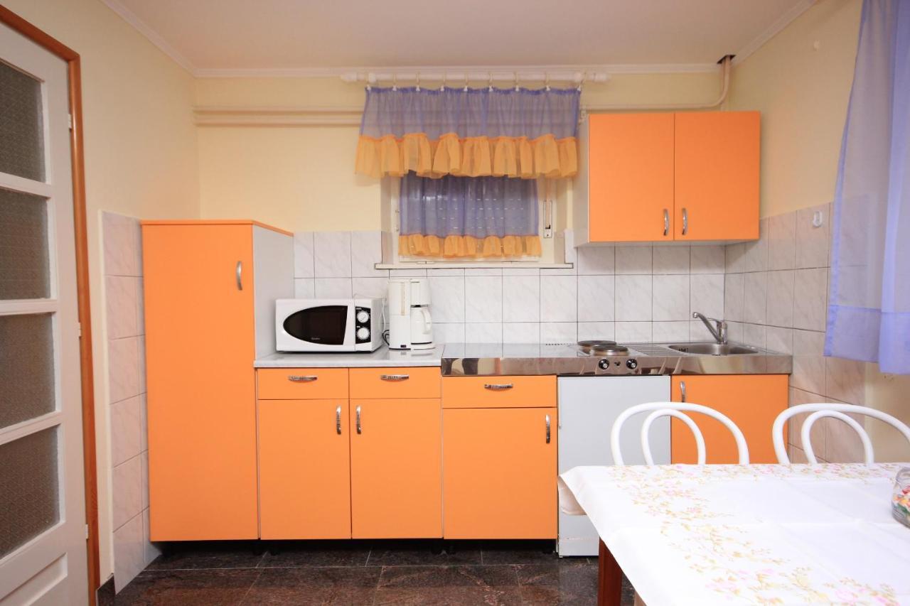 Apartments And Rooms By The Sea Medveja, Opatija - 2305 Lovran Extérieur photo